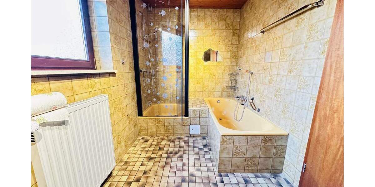 Einfamilienhaus Saarbrücken Scheidt - 5 Zimmer, 118 m&sup2;, 199.000&euro; | Angebot:25744241