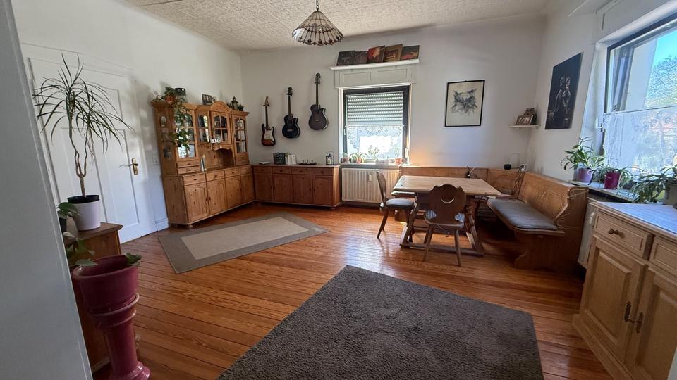 Doppelhaushälfte Saarbrücken Dudweiler - 7 Zimmer, 185 m&sup2;, 240.000&euro; | Angebot:26090767