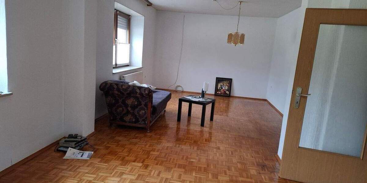 Einfamilienhaus Waldfischbach-Burgalben Burgalben - 6 Zimmer, 215.000&euro; | Angebot:25819100