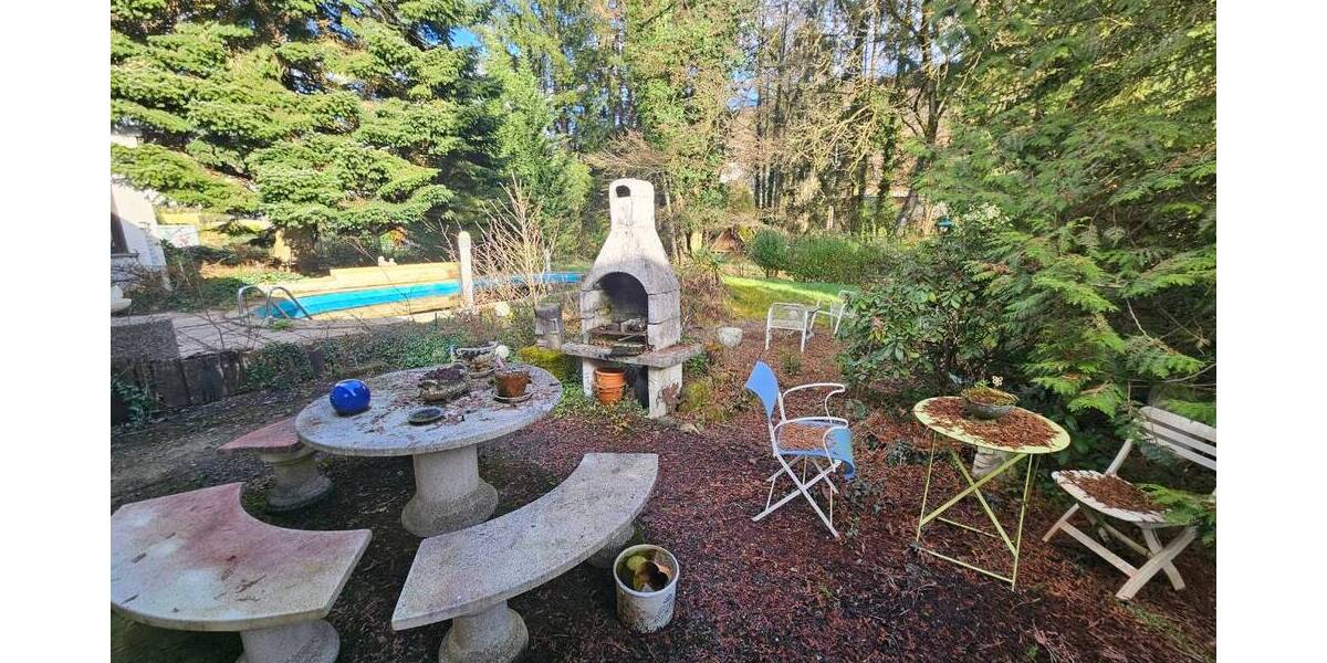 Einfamilienhaus Homburg / Kirrberg Kirrberg - 7 Zimmer, 194 m&sup2;, 238.000&euro; | Angebot:26207300