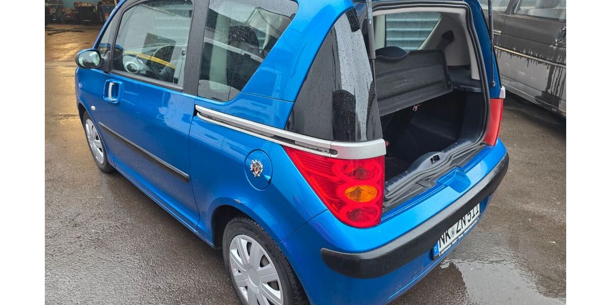 Peugeot 1007 147.000 km 2.800 &euro; Schiffweiler 66578