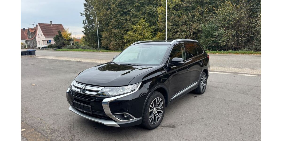 Mitsubishi Outlander 139.235 km 15.300 &euro; Bexbach 66450