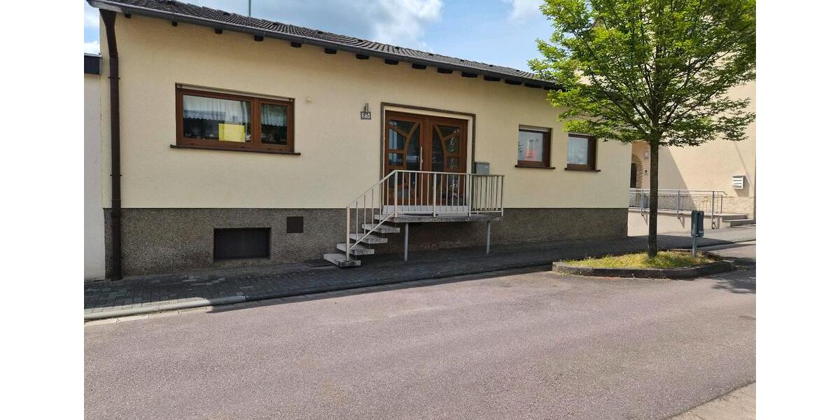 Einfamilienhaus Saarbrücken Malstatt - 7 Zimmer, 160 m&sup2;, 285.000&euro; | Angebot:26806874