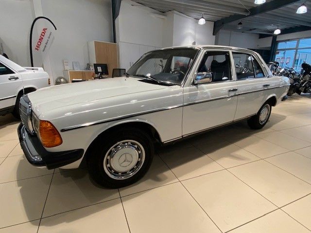 Mercedes-Benz 200 63.400 km 18.999 &euro; Pirmasens 66953