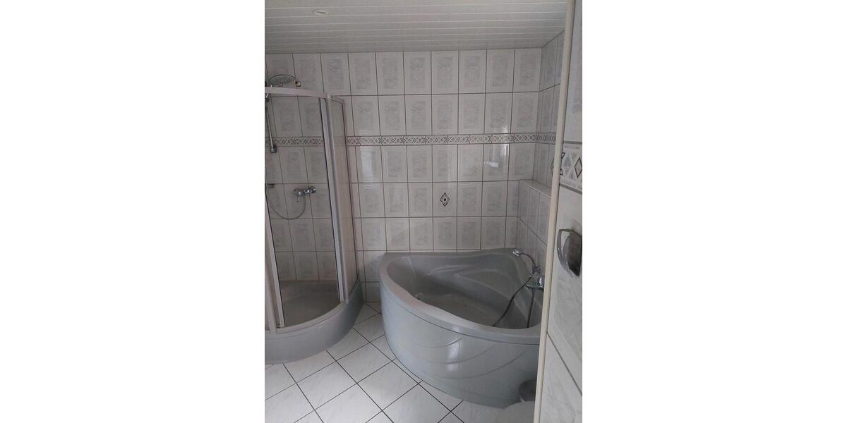 Etagenwohnung Herschweiler-Pettersheim Pettersheim - 2 Zimmer, 73 m&sup2;, 500&euro; | Angebot:25137370