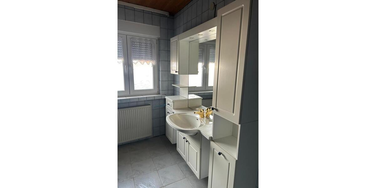 Einfamilienhaus Hermersberg - 6 Zimmer, 94 m&sup2;, 210.000&euro; | Angebot:26103828