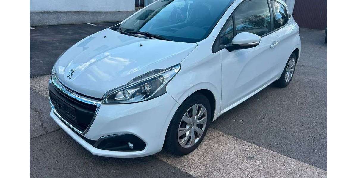 Peugeot 208 160.000 km 4.150 &euro; Saarbrücken 66117