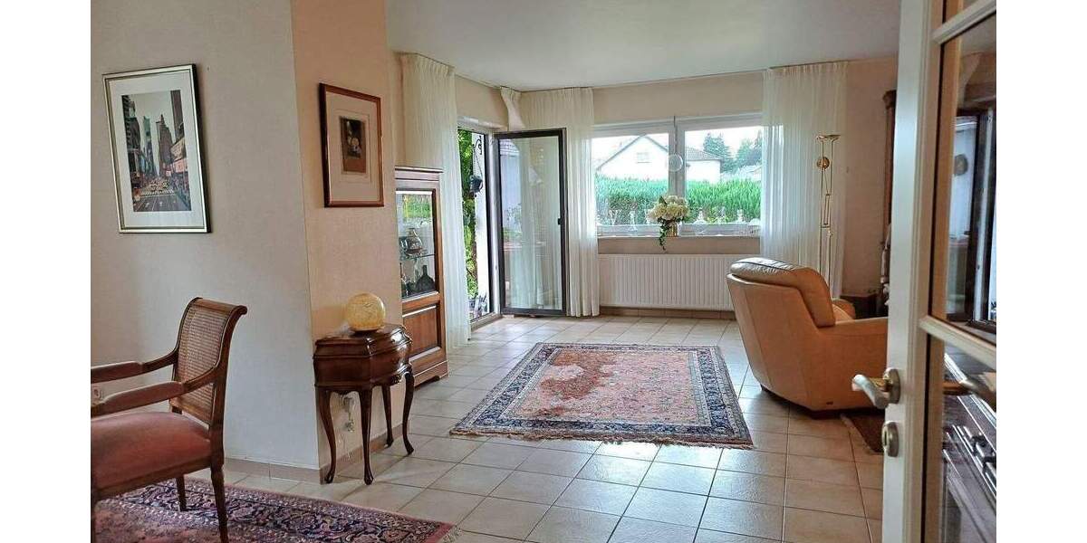 Mehrfamilienhaus, Wohnhaus Homburg Erbach - 5 Zimmer, 175 m&sup2;, 449.000&euro; | Angebot:26218704