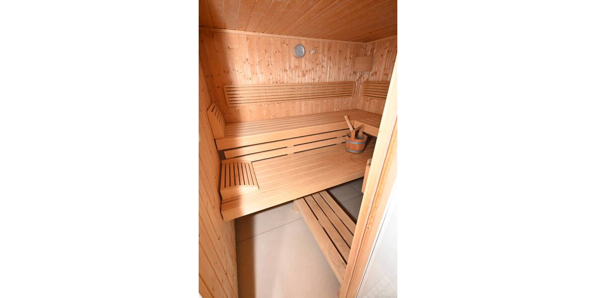 Etagenwohnung Saarbrücken St Arnual - 2 Zimmer, 65 m&sup2;, 140.000&euro; | Angebot:26161542