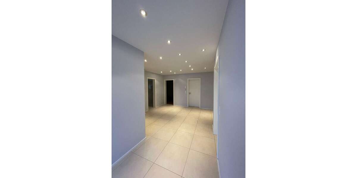 Einfamilienhaus Weilerbach - 7 Zimmer, 295 m&sup2;, 2.950&euro; | Angebot:27336554