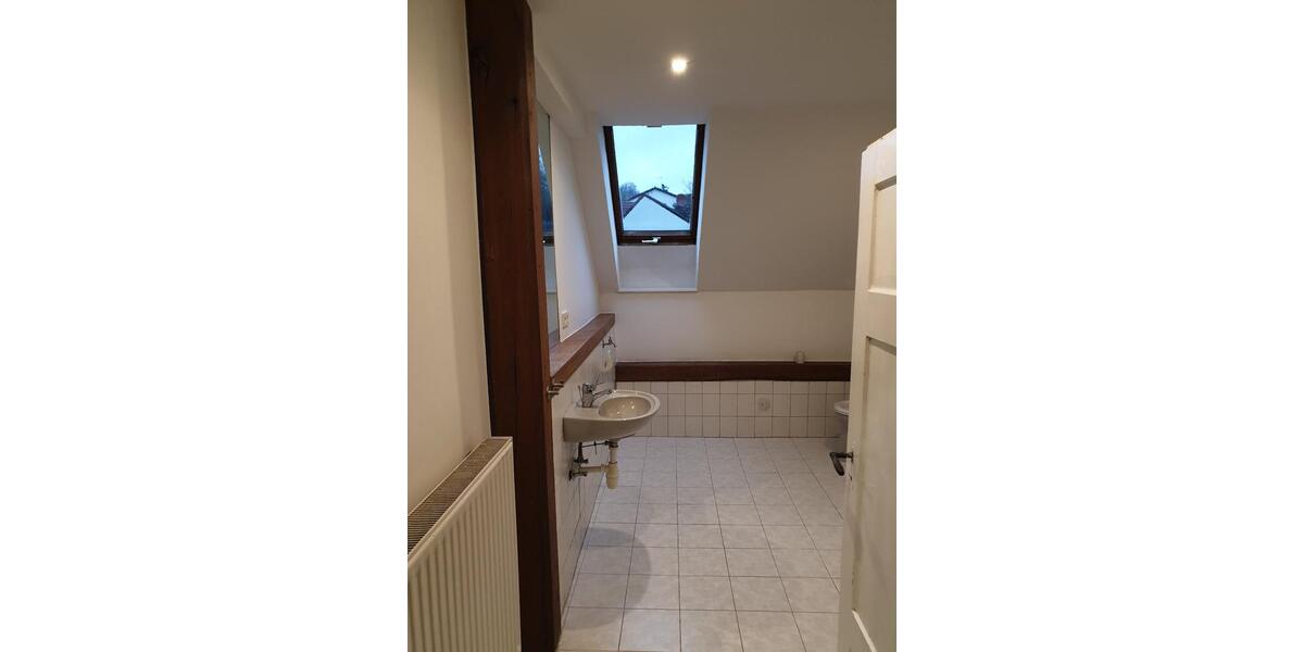 Maisonettenwohnung Steinwenden - 5 Zimmer, 145 m&sup2;, 1.160&euro; | Angebot:25343636