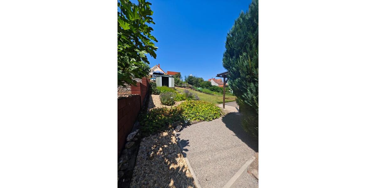 Einfamilienhaus Bechhofen - 4 Zimmer, 180 m&sup2;, 1.450&euro; | Angebot:26429854