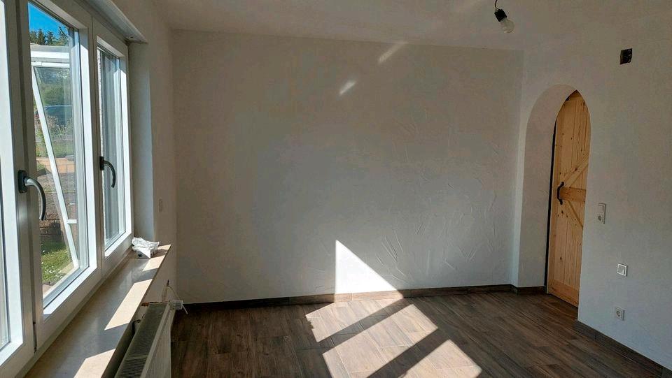 Erdgeschoßwohnung Merchweiler - 3 Zimmer, 80 m&sup2;, 1.000&euro; | Angebot:26592858