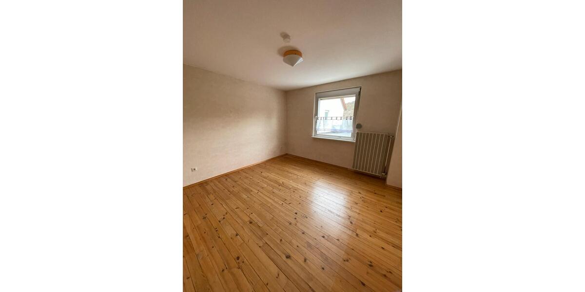 Einfamilienhaus Homburg - 9 Zimmer, 130 m&sup2;, 525.000&euro; | Angebot:26121315