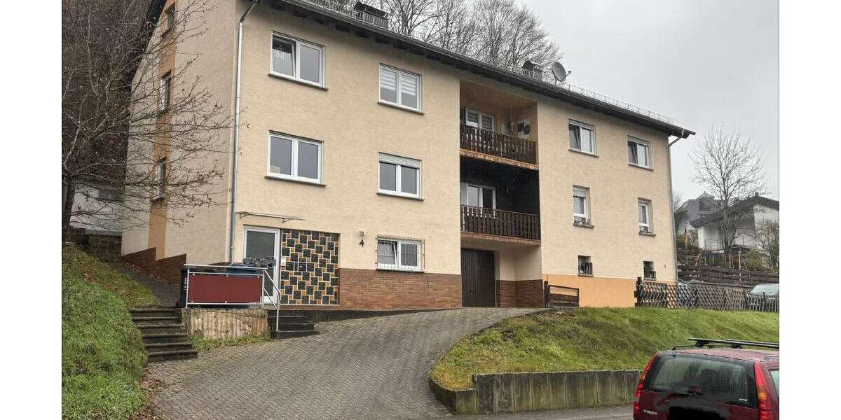 Einfamilienhaus Linden Weiherhof - 9 Zimmer, 272 m&sup2;, 425.000&euro; | Angebot:24607449