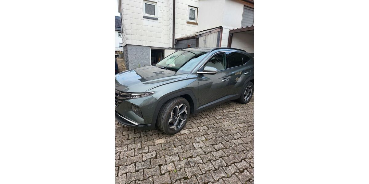 Hyundai TUCSON 89.000 km 24.600 &euro; Ramstein-Miesenbach 66877