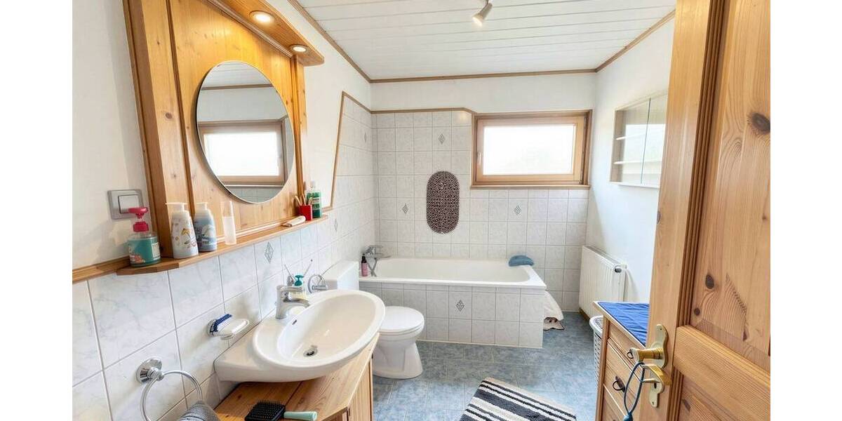 Mehrfamilienhaus, Wohnhaus Steinwenden - 6 Zimmer, 171 m&sup2;, 269.000&euro; | Angebot:26155320