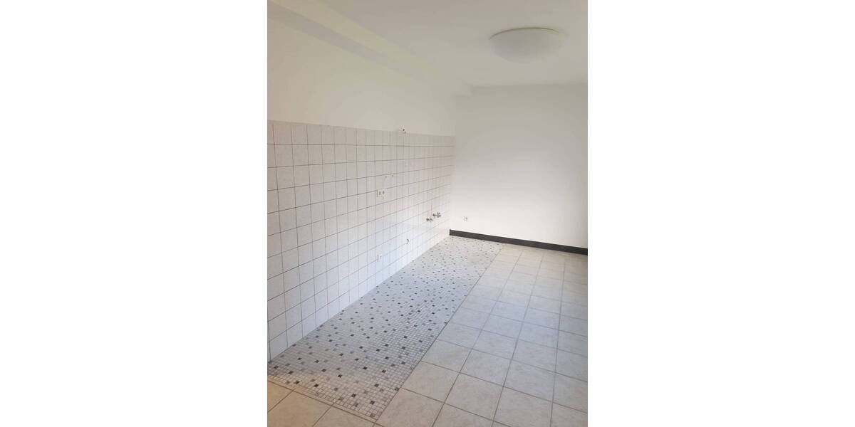 Einfamilienhaus Pirmasens Innenstadt - 7 Zimmer, 235 m&sup2;, 399.000&euro; | Angebot:25799105