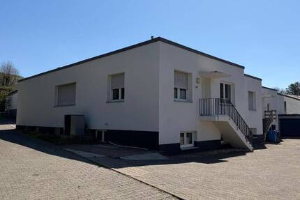 Haus Ruppertsweiler - 9 Zimmer, 290 m&sup2;, 1.600&euro; | Angebot:26291798