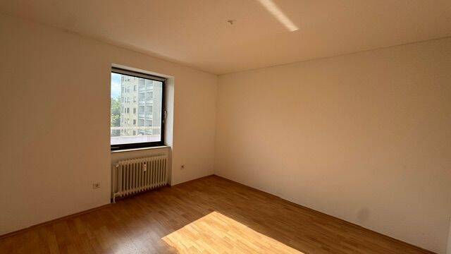 Etagenwohnung Saarbrücken Dudweiler - 4 Zimmer, 108 m&sup2;, 780&euro; | Angebot:26869345