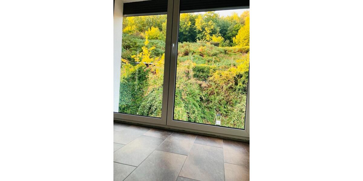 Etagenwohnung Sankt Ingbert - 3 Zimmer, 94 m&sup2;, 1.000&euro; | Angebot:25107138