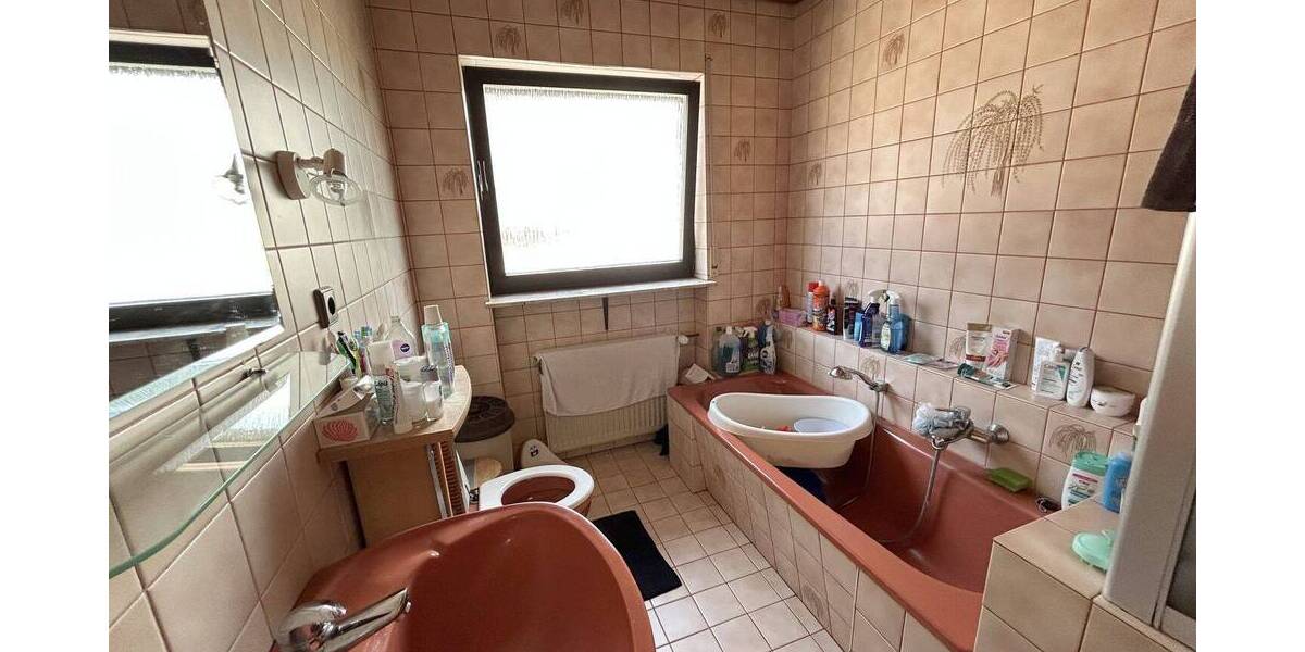 Mehrfamilienhaus, Wohnhaus Riegelsberg - 7 Zimmer, 183 m&sup2;, 299.000&euro; | Angebot:25741206