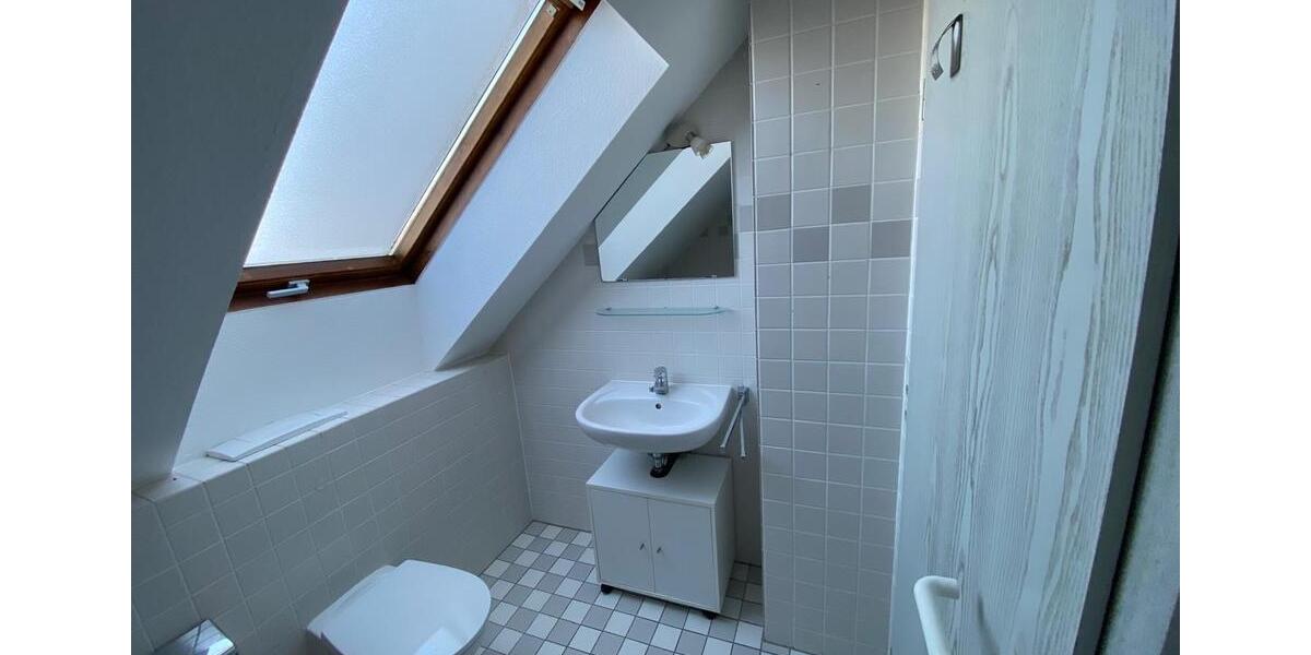 Dachgeschoßwohnung Saarbrücken Brebach-Fechingen - 2 Zimmer, 51 m&sup2;, 149.900&euro; | Angebot:24545323