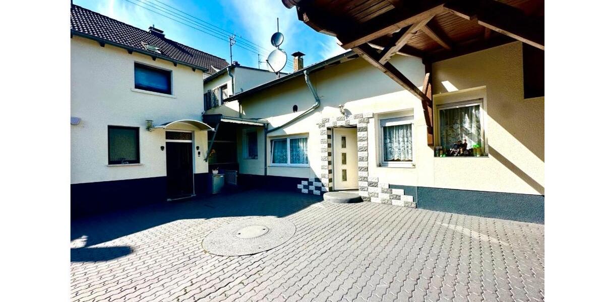 Mehrfamilienhaus, Wohnhaus Saarbrücken - 11 Zimmer, 400 m&sup2;, 349.000&euro; | Angebot:26152324