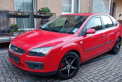 Ford Focus 235.000 km 3.899 &euro; Saarbrücken 66113