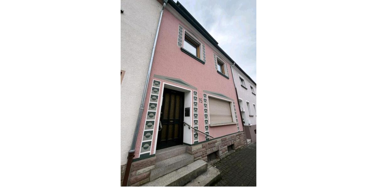 Einfamilienhaus Sankt Ingbert - 6 Zimmer, 120 m&sup2;, 150.000&euro; | Angebot:26210759