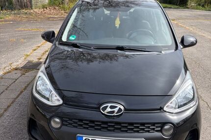 Hyundai i10 72.000 km 8.400 &euro; Saarbrücken 66130