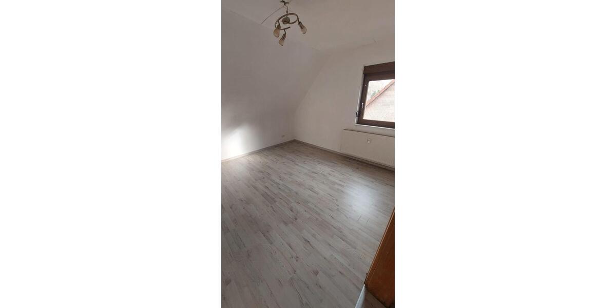 Dachgeschoßwohnung Homburg - 2 Zimmer, 55 m&sup2;, 500&euro; | Angebot:25572200