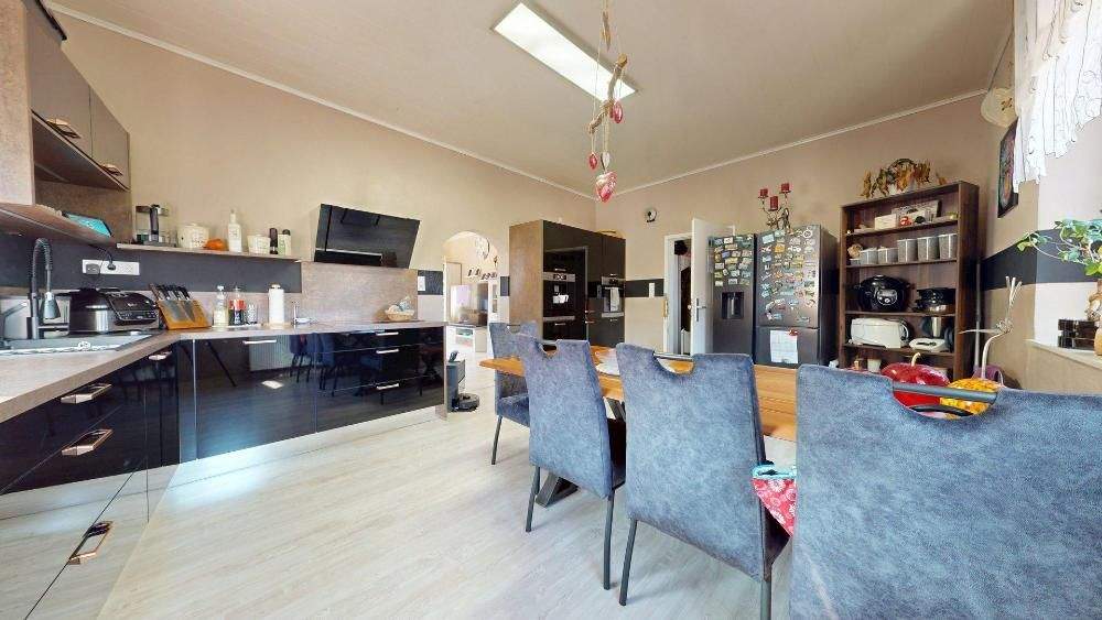 Mehrfamilienhaus, Wohnhaus Lemberg - 9 Zimmer, 320 m&sup2;, 269.000&euro; | Angebot:25837705