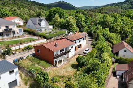 Haus Merzalben - 8 Zimmer, 255 m&sup2;, 239.000&euro; | Angebot:25233132