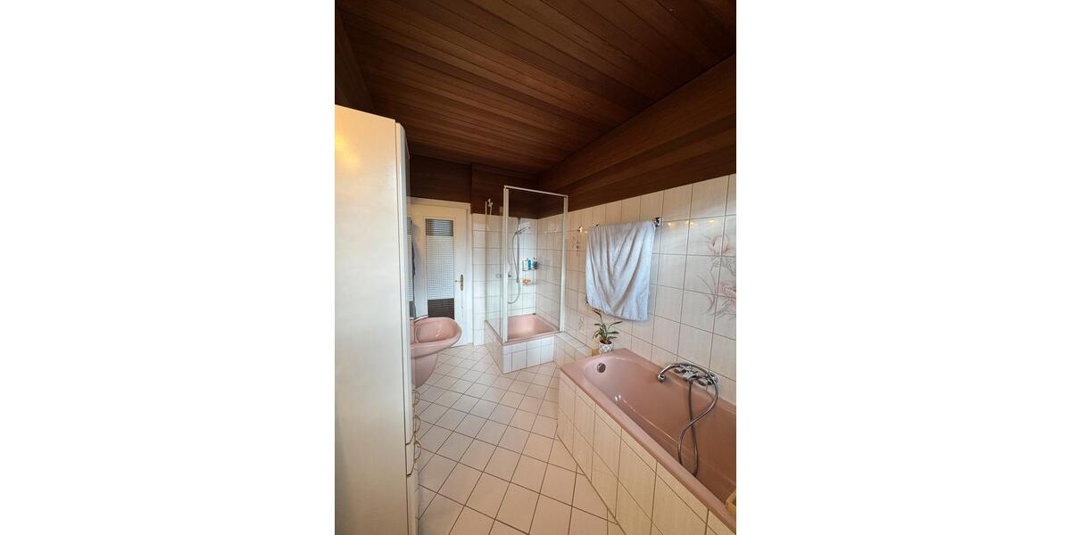 Erdgeschoßwohnung Saarbrücken Kieselhumes - 3 Zimmer, 97 m&sup2;, 1.265&euro; | Angebot:26038548