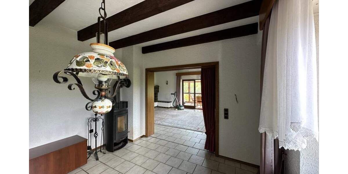 Mehrfamilienhaus, Wohnhaus Merzalben - 8 Zimmer, 255 m&sup2;, 239.000&euro; | Angebot:25821371