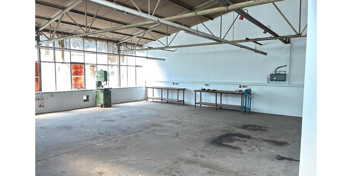 Gewerbeobjekt Waldfischbach-Burgalben Burgalben - 3&euro; | Angebot:24719542