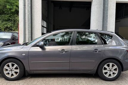 Mazda 3 160.000 km 2.900 &euro; Saarbrücken 66115