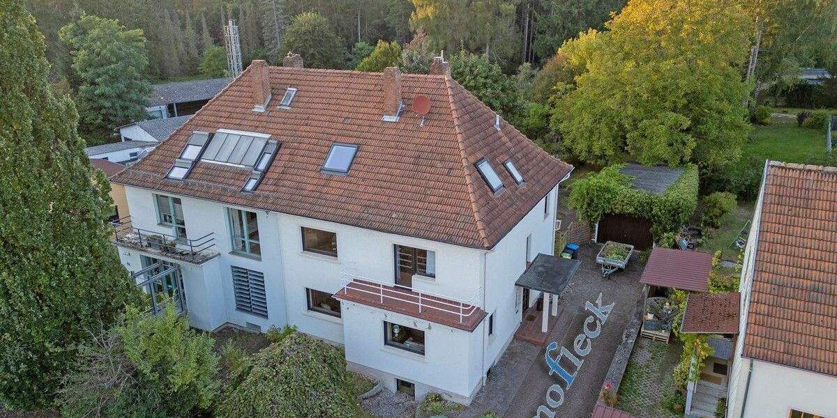 Doppelhaushälfte Bexbach - 9 Zimmer, 213 m&sup2;, 278.000&euro; | Angebot:25769303