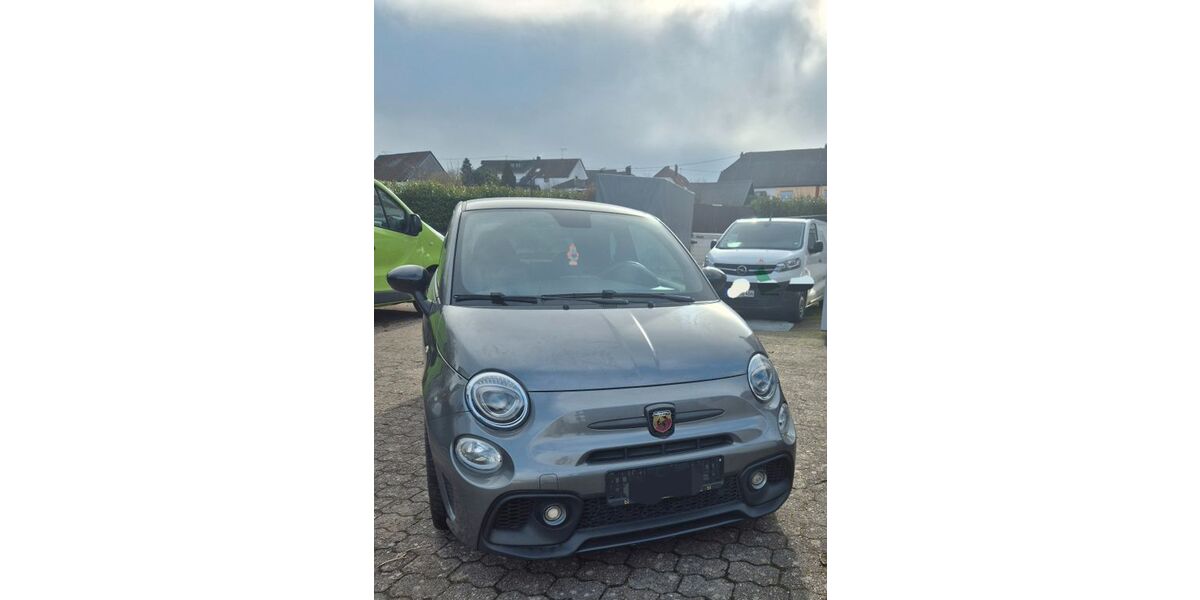 Abarth 595 81.937 km 14.000 &euro; Riegelsberg 66292