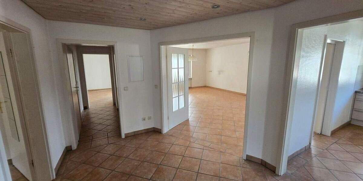 Mehrfamilienhaus, Wohnhaus Blieskastel Lautzkirchen - 7 Zimmer, 176 m&sup2;, 459.000&euro; | Angebot:25845712