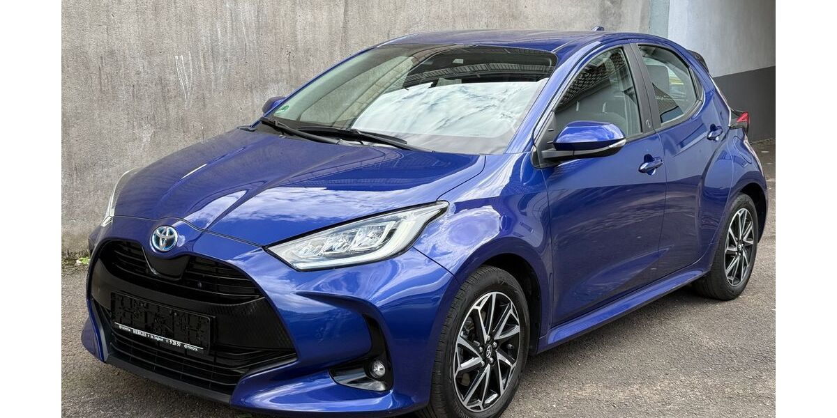 Toyota Yaris 43.300 km 17.700 &euro; Saarbrücken - Burbach 66115