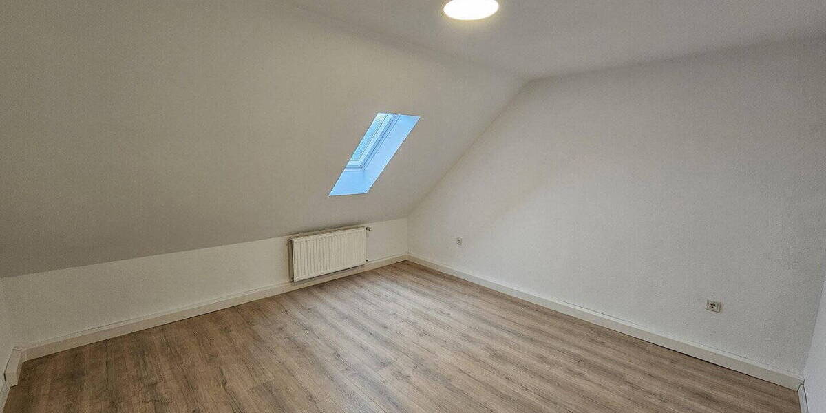 Etagenwohnung Schiffweiler - 3 Zimmer, 57 m&sup2;, 570&euro; | Angebot:26627744