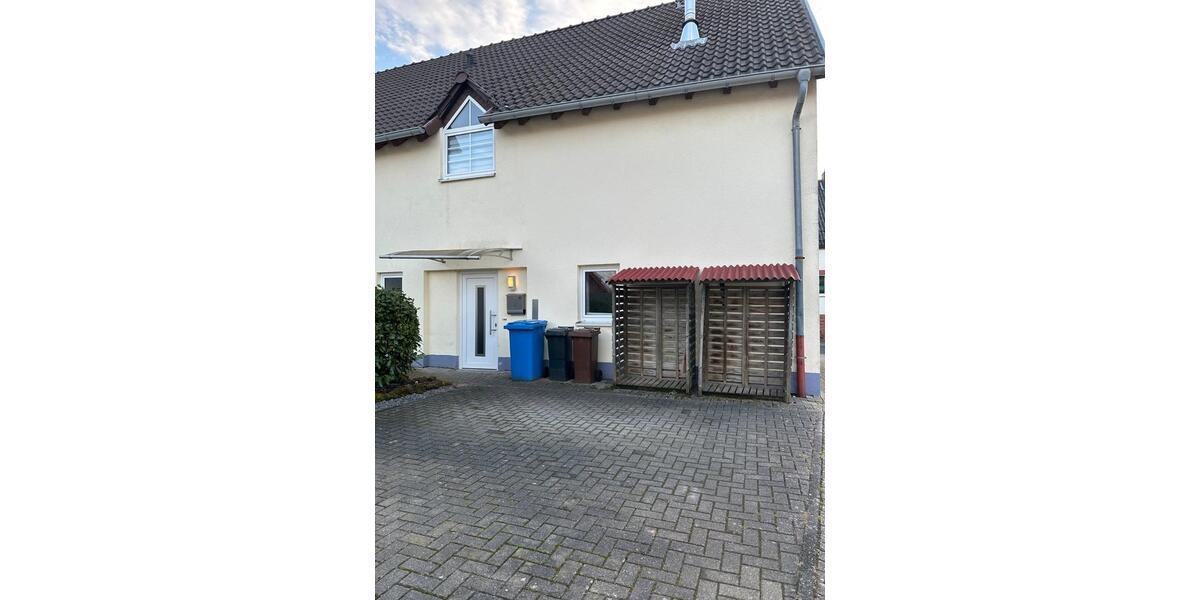 Etagenwohnung Bechhofen - 3 Zimmer, 125 m&sup2;, 1.050&euro; | Angebot:26032347