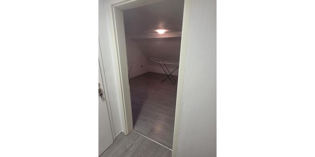 Etagenwohnung Saarbrücken Brebach-Fechingen - 4 Zimmer, 70 m&sup2;, 700&euro; | Angebot:25954760