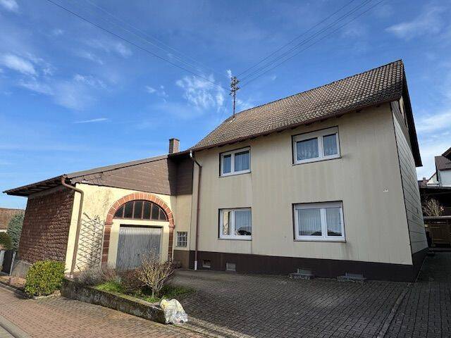 Einfamilienhaus Gries - 5 Zimmer, 114 m&sup2;, 165.000&euro; | Angebot:26139336