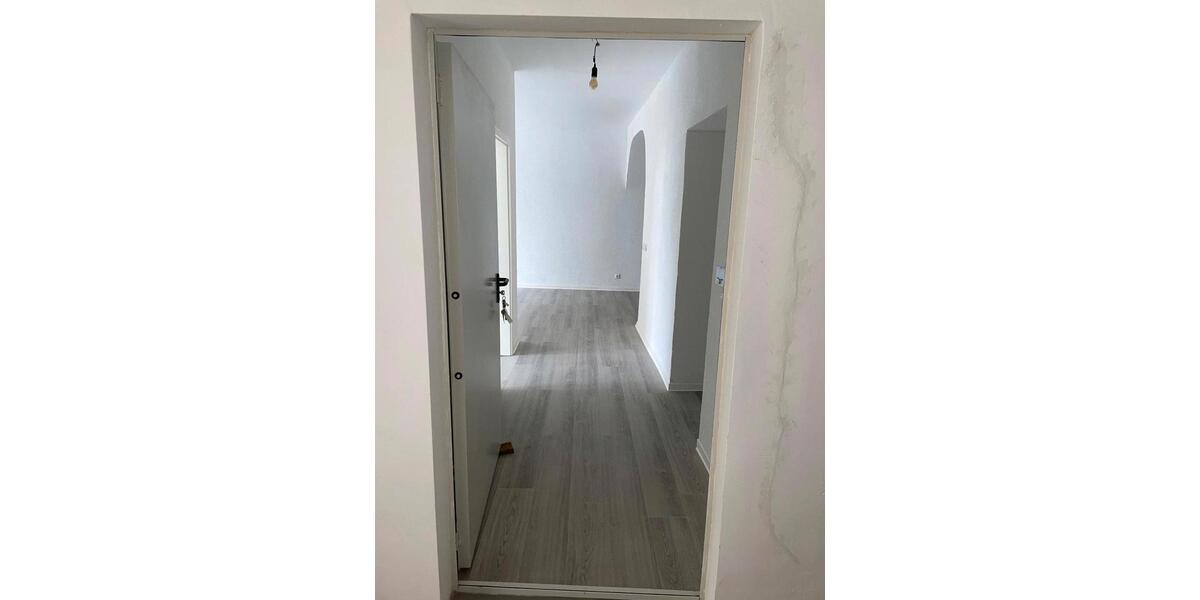 Erdgeschoßwohnung Neunkirchen - 3 Zimmer, 85 m&sup2;, 620&euro; | Angebot:25257536