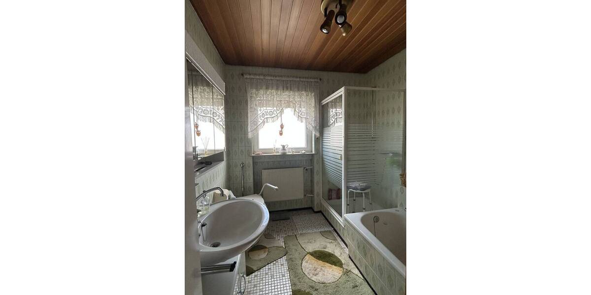 Mehrfamilienhaus, Wohnhaus Schiffweiler Landsweiler - 8 Zimmer, 155 m&sup2;, 300.000&euro; | Angebot:25663150