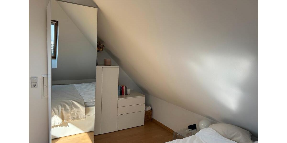 Dachgeschoßwohnung Homburg - 1 Zimmer, 50 m&sup2;, 420&euro; | Angebot:25875514