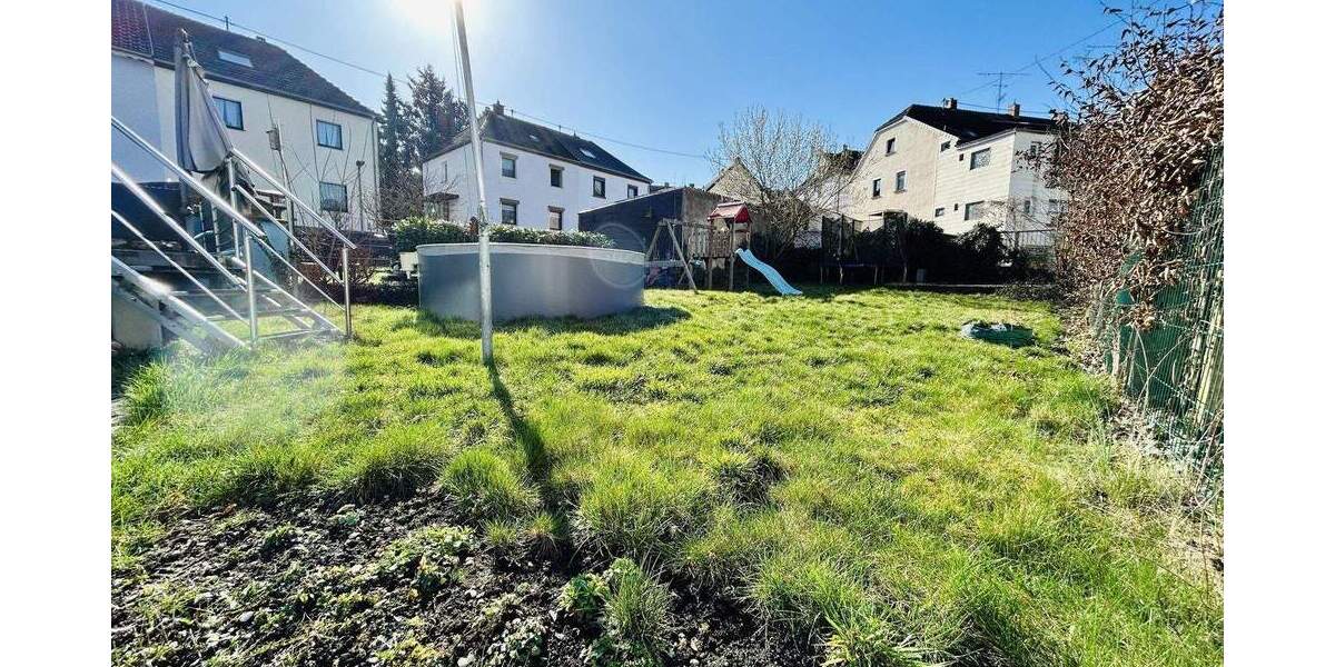 Mehrfamilienhaus, Wohnhaus Neunkirchen Innenstadt - 6 Zimmer, 130 m&sup2;, 219.000&euro; | Angebot:25779641